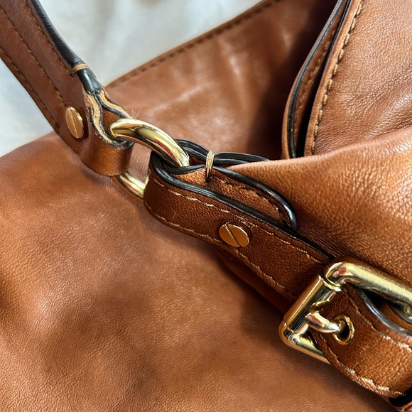 Authentic Michael Kors bag - Picture 9 of 15